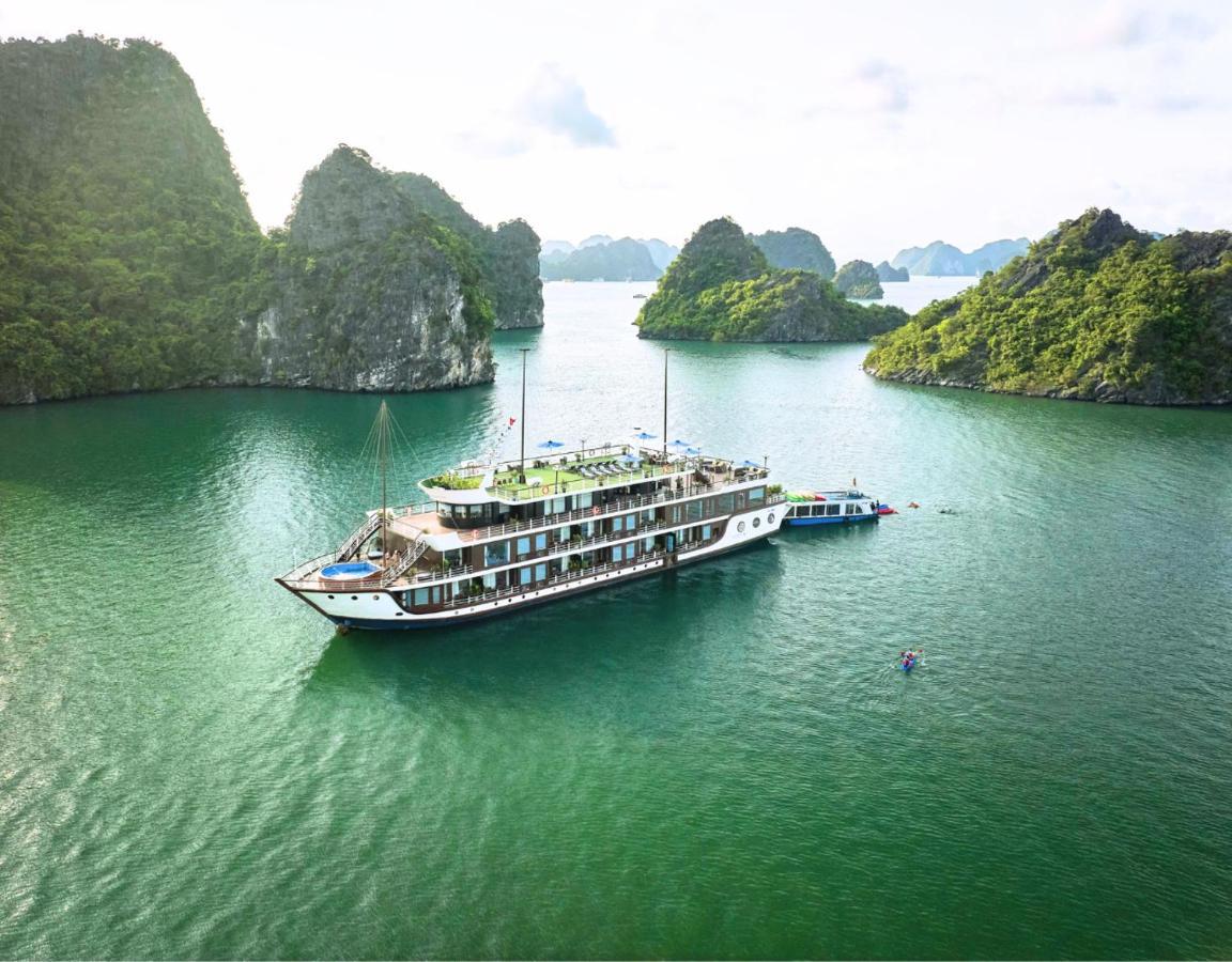 Unicharm Cruise Halong (Hạ Long) 